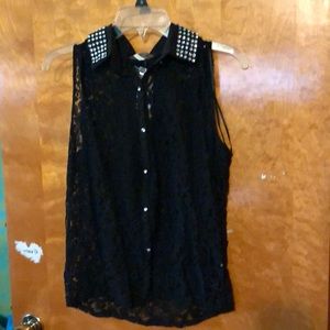 Black lace top size L NWT